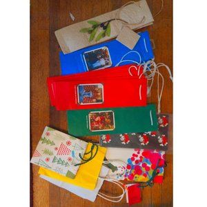 Lot of 17 Gift Bags